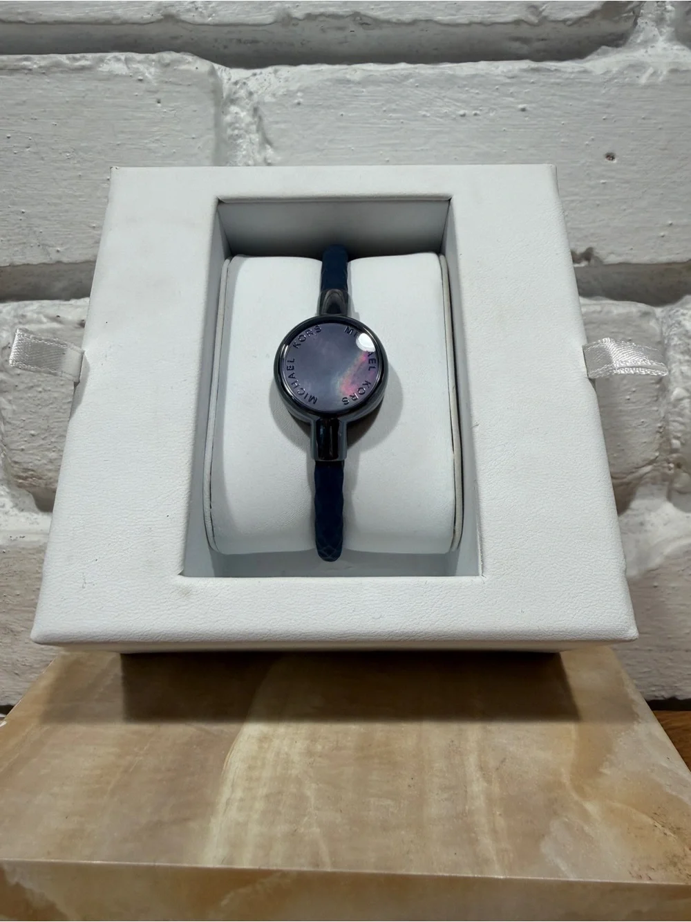 Michael Kors Access Slim Runway Blue Bangle Smart Bracelet Watch NIB